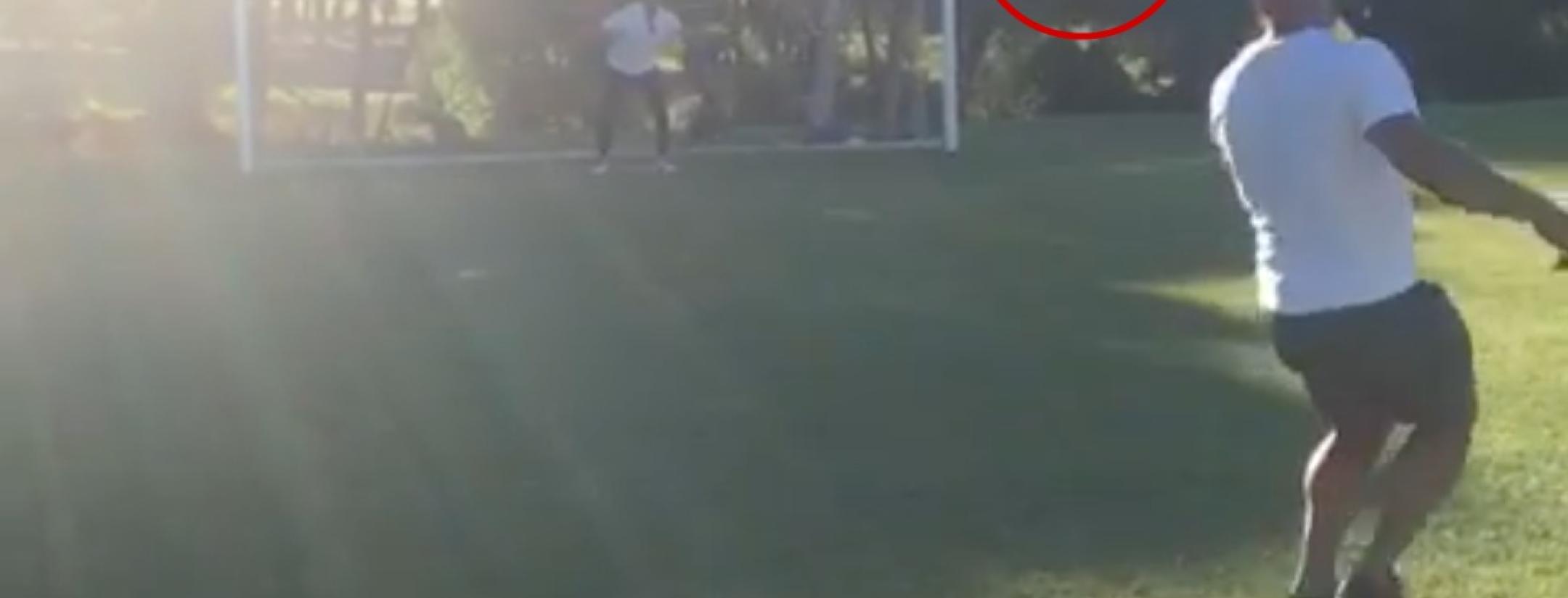 Roberto Carlos Free Kick