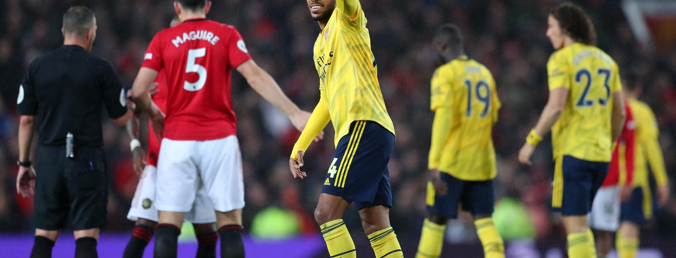 Auba Goal vs Man Utd