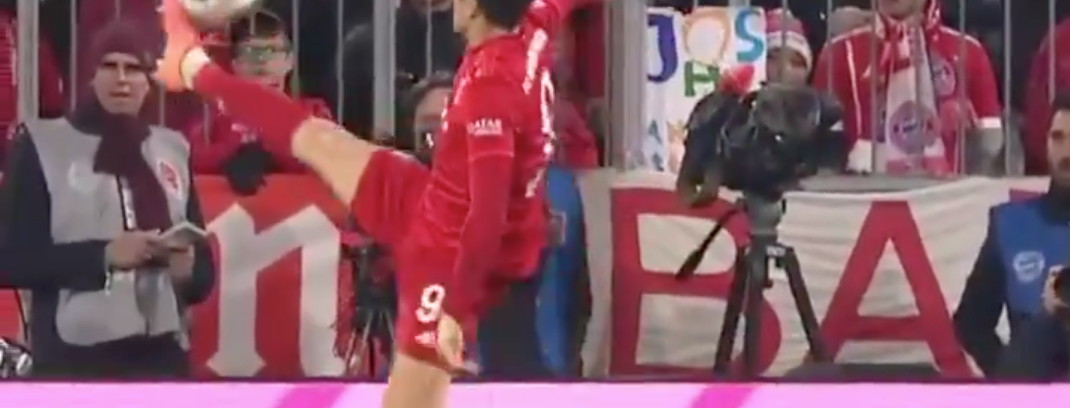 Robert Lewandowski vs Dortmund