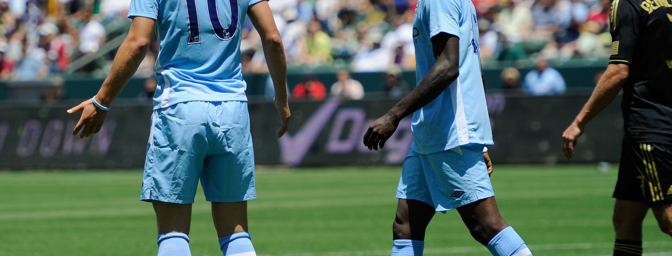 Mario Balotelli back-heel