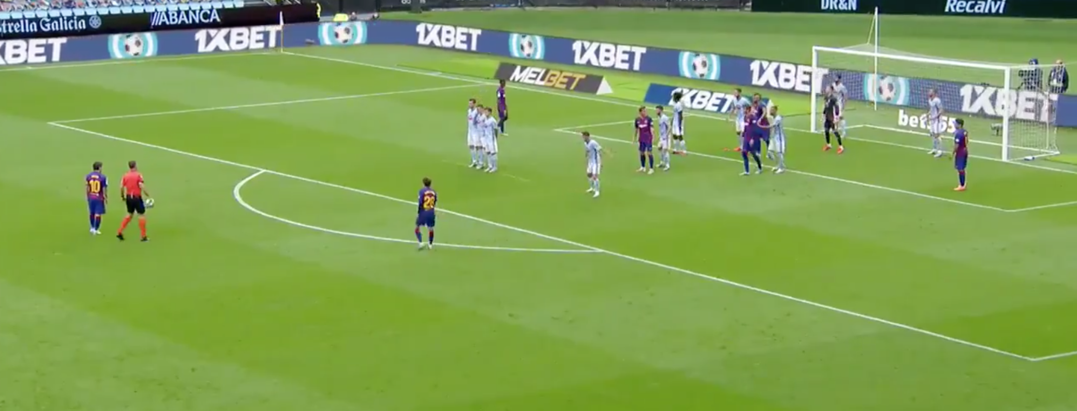 Messi Assist To Suarez