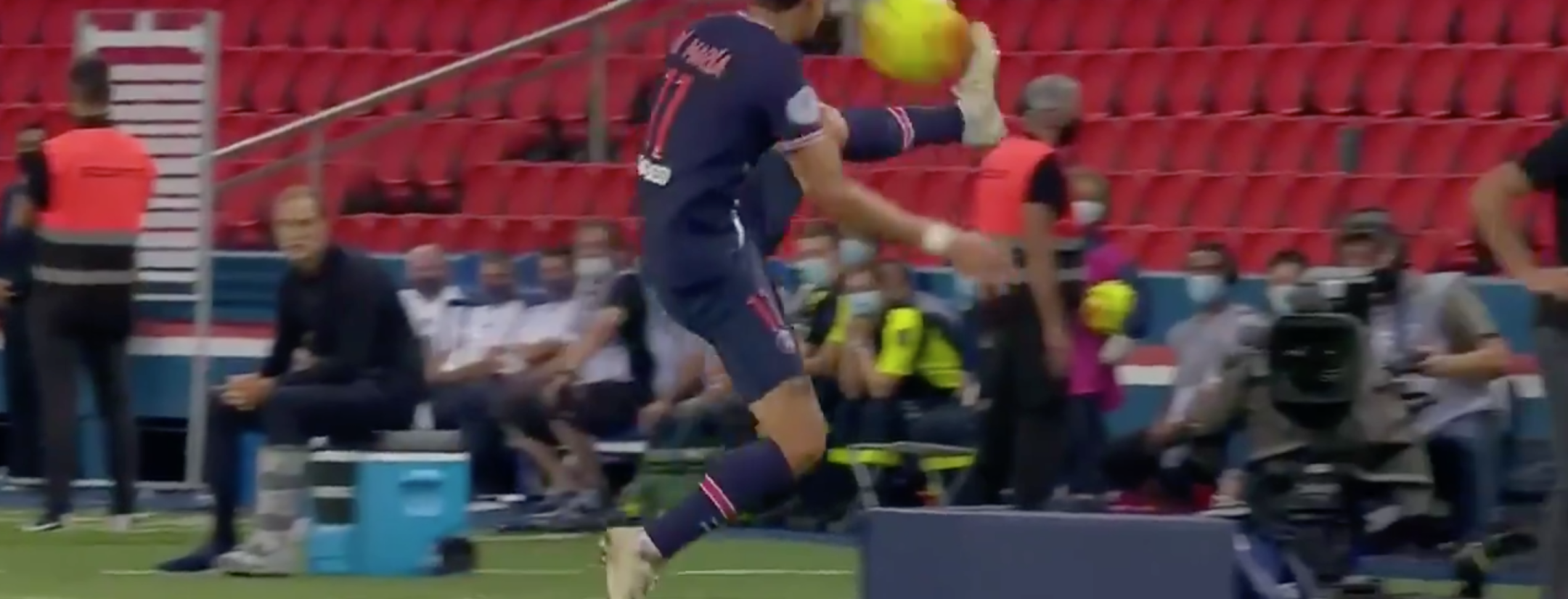 Ángel Di María Touch vs Metz