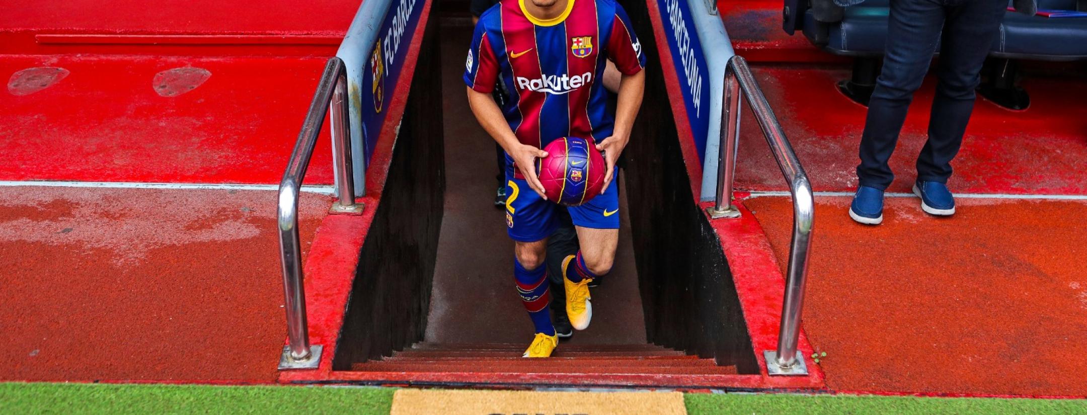 Sergiño Dest Juggling