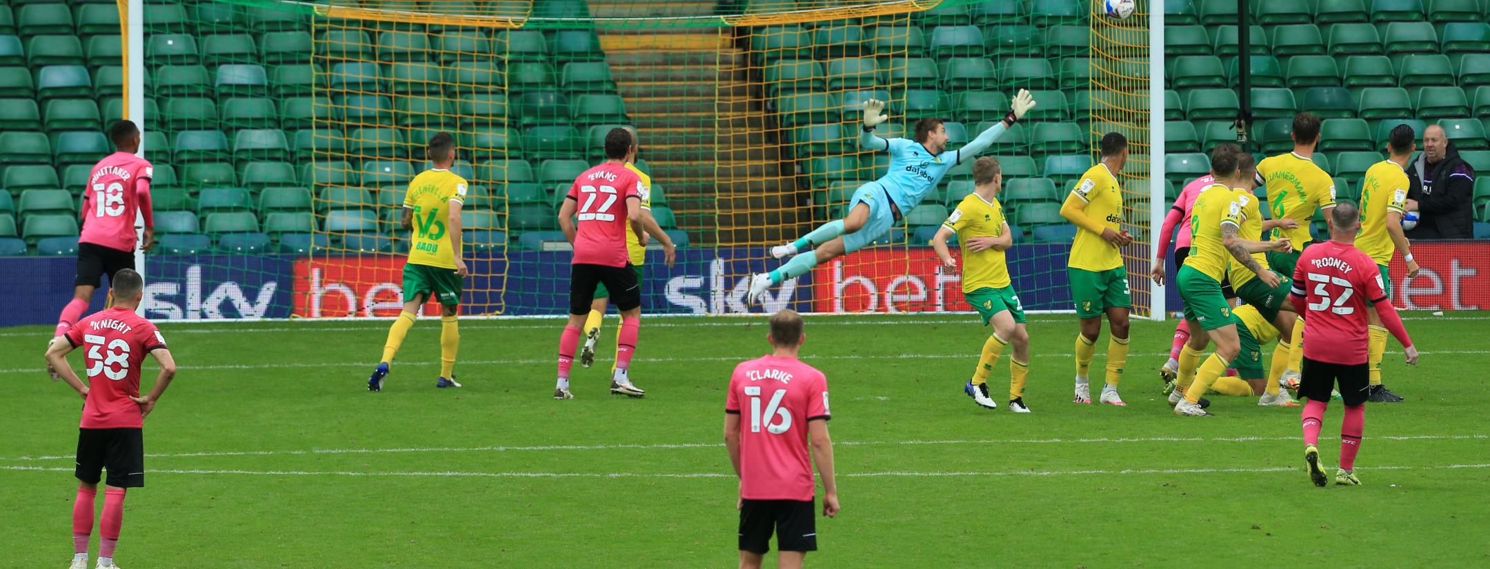 Wayne Rooney Free Kick vs Norwich