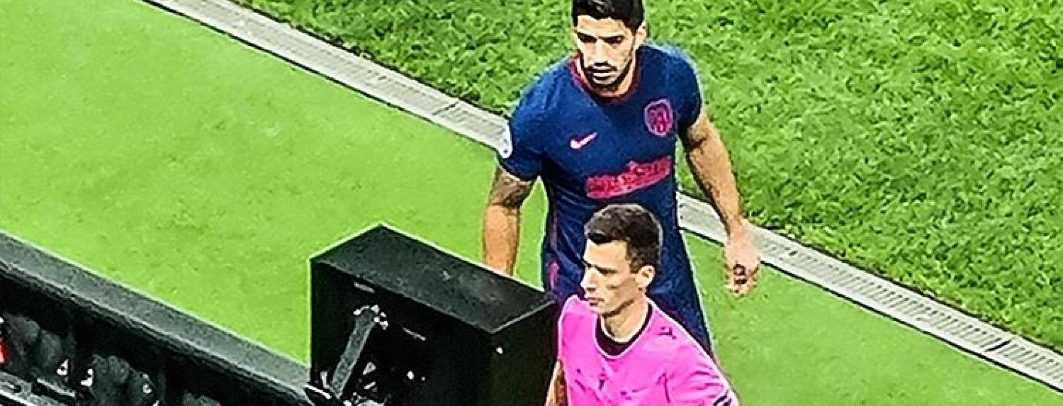 Luis Suarez Yellow Card Champions League