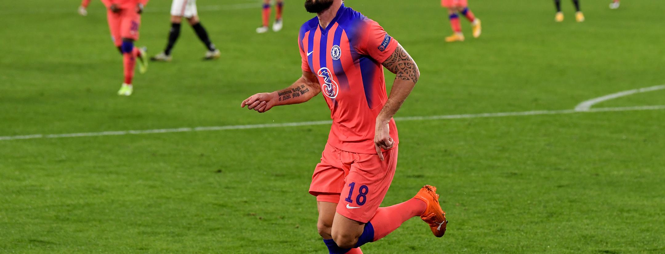 Giroud goals vs Sevilla