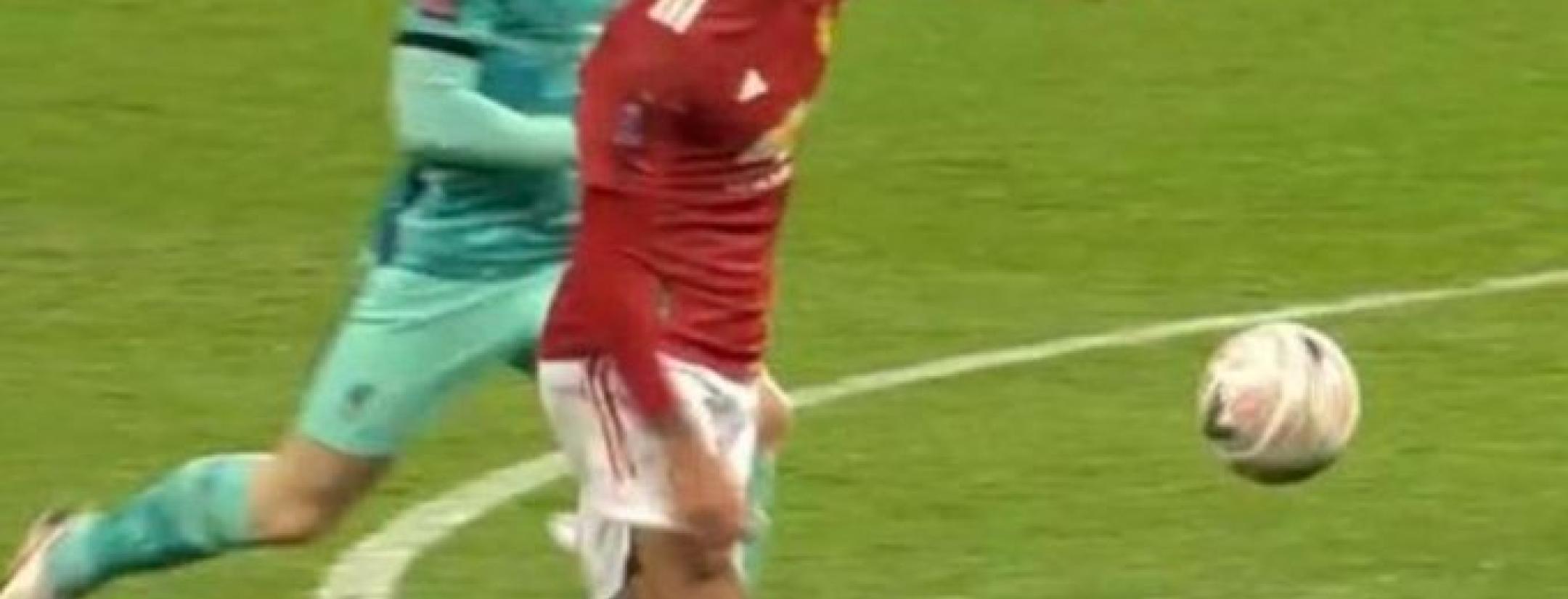 Andy Robertson scream