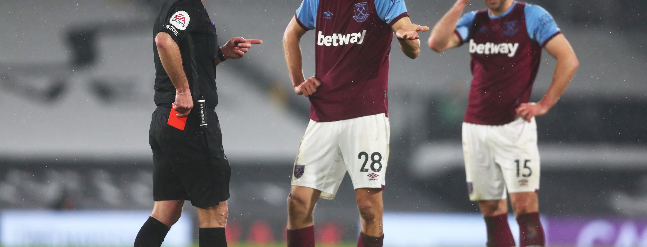 Tomáš Souček Red Card vs Fulham
