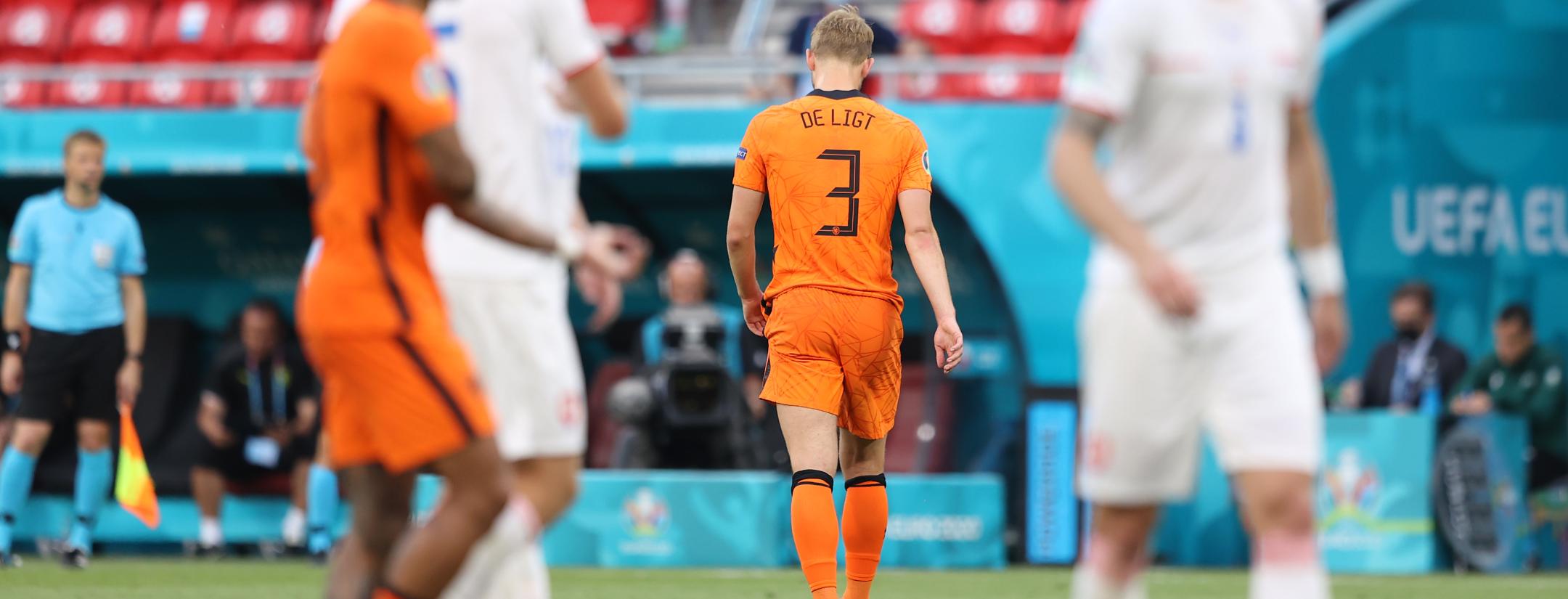 Matthijs de Ligt Red Card vs. Czech Republic