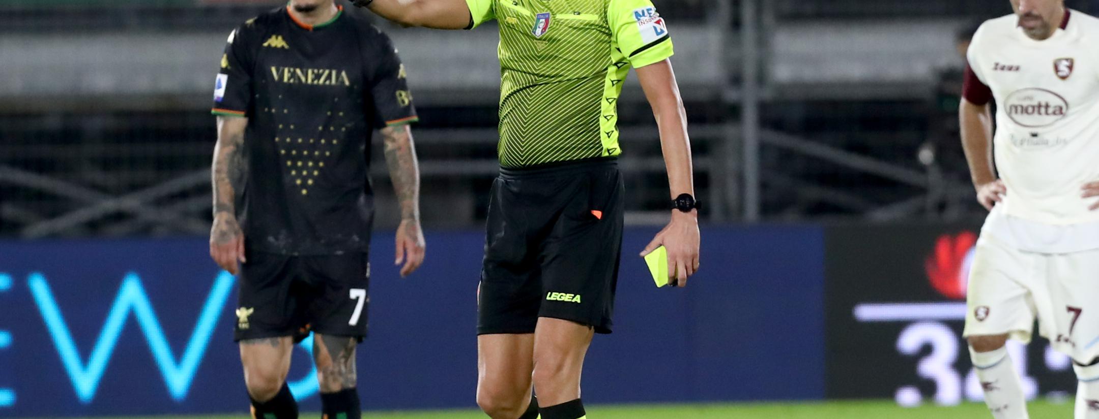 Venezia Red Card vs Salernitana