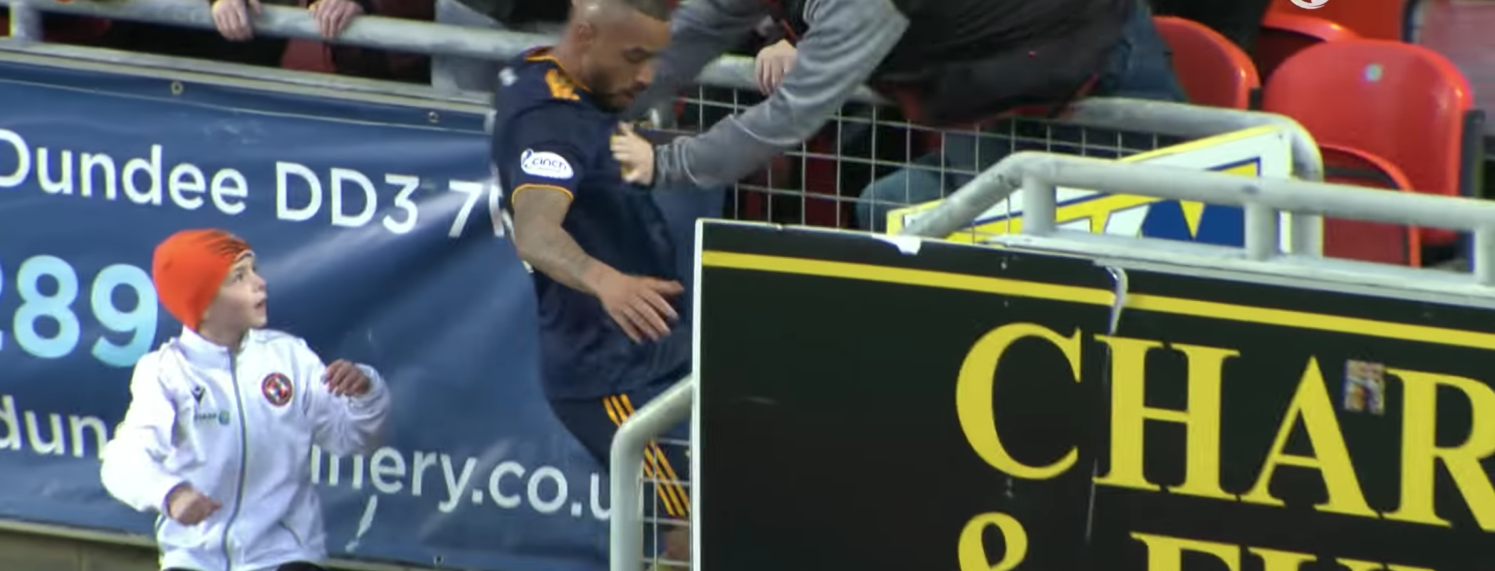 Funso Ojo Red Card vs Dundee