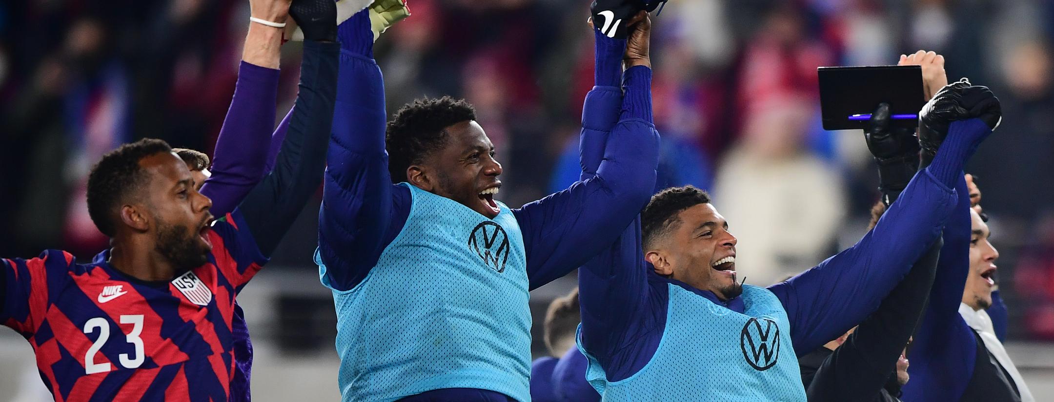 How Soccer Players Stay Warm In Cold