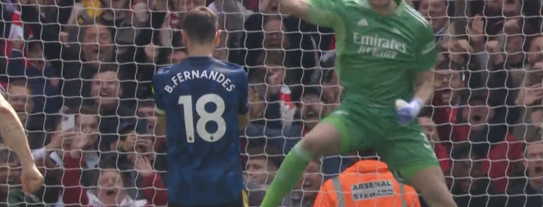 Bruno Fernandes Penalty Miss vs Arsenal