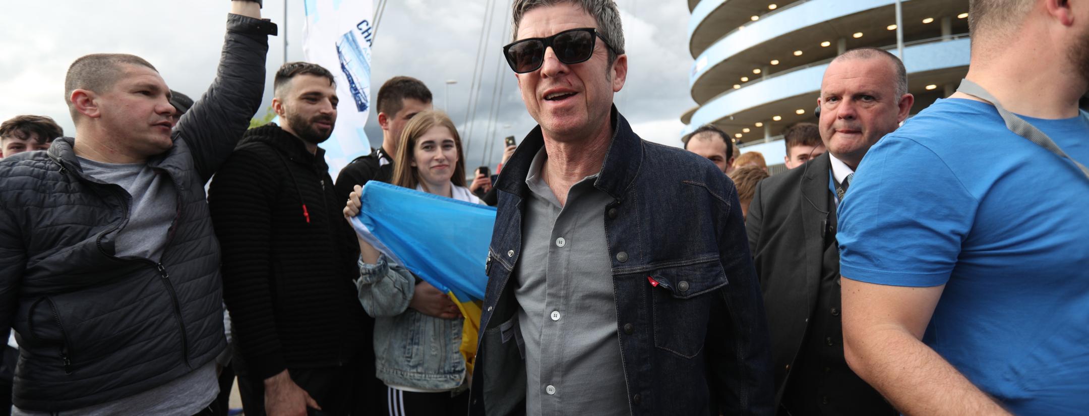 Noel Gallagher Headbutted