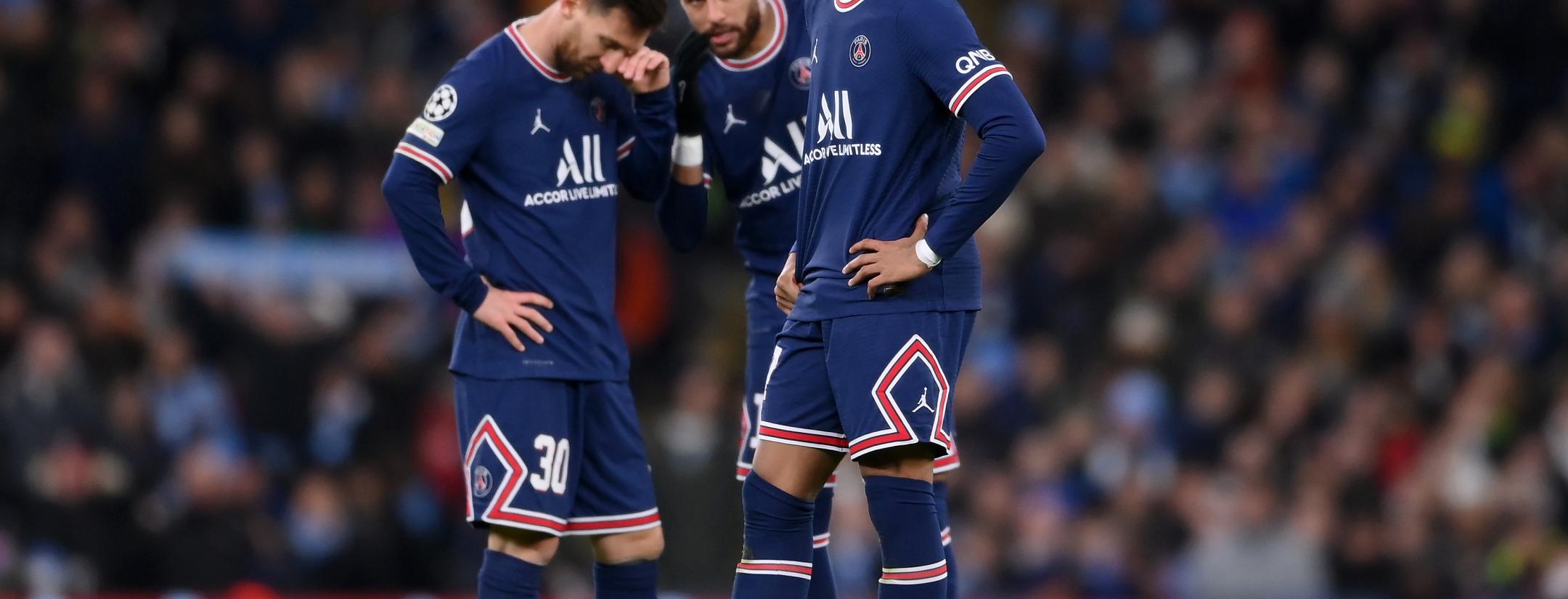 Why are Neymar and Mbappé fighting?