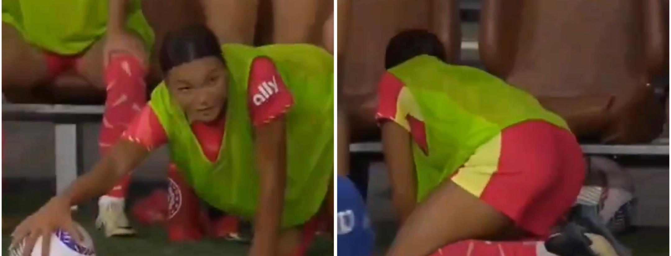 Sophia Smith red card for hiding ball under bench