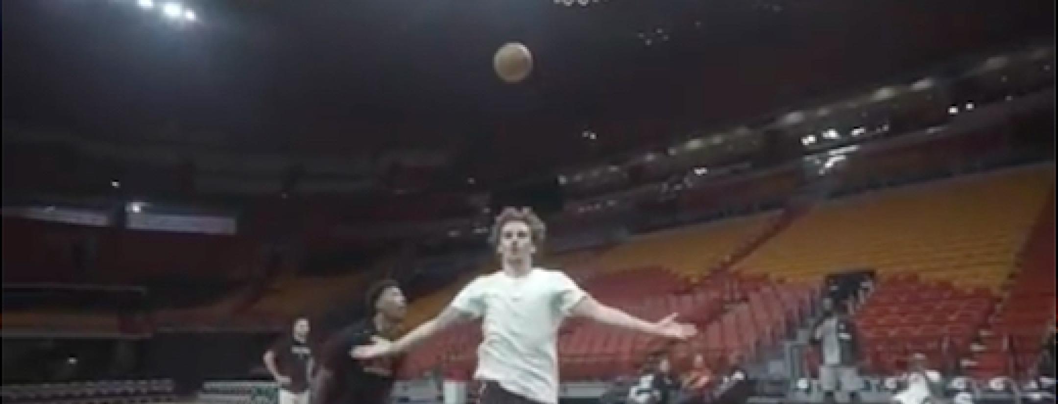 Antoine Griezmann basketball