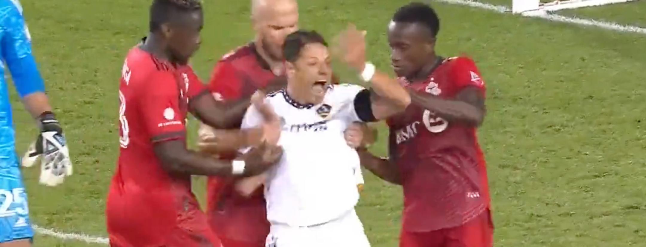 Michael Bradley vs Chicharito Fight