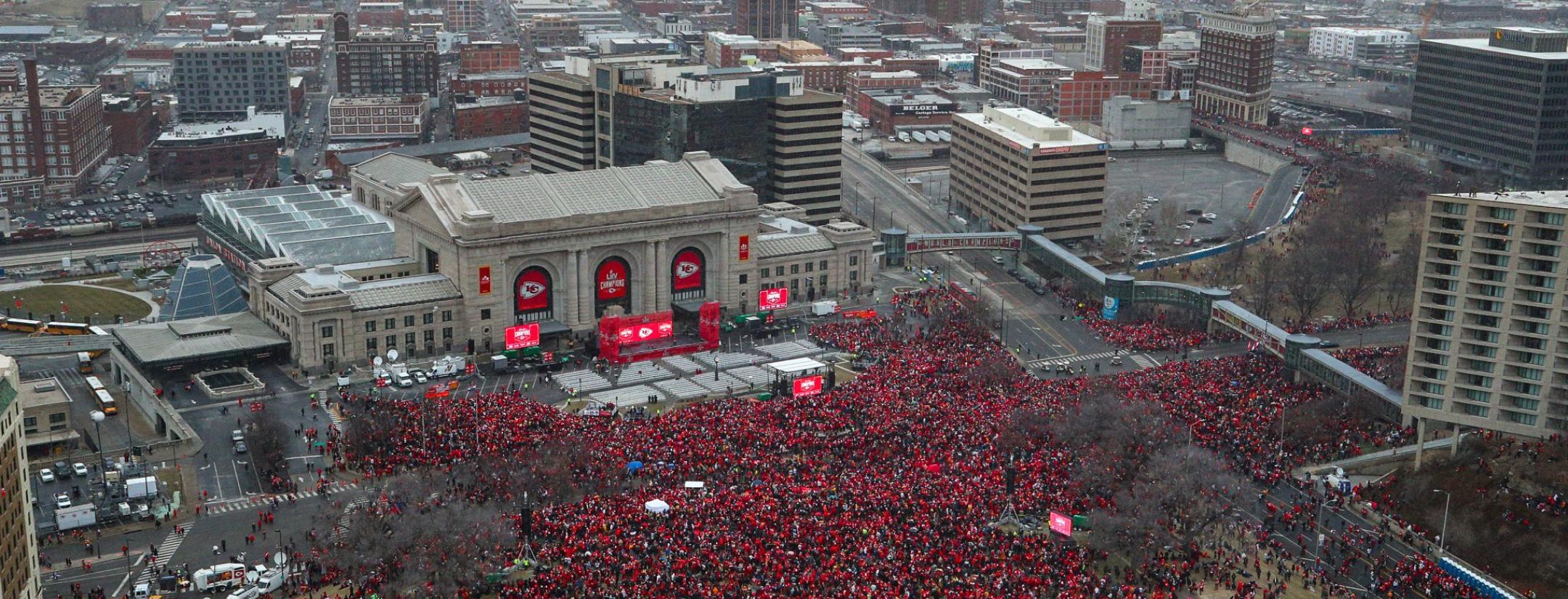 Super Bowl Vs Champions League Parade
