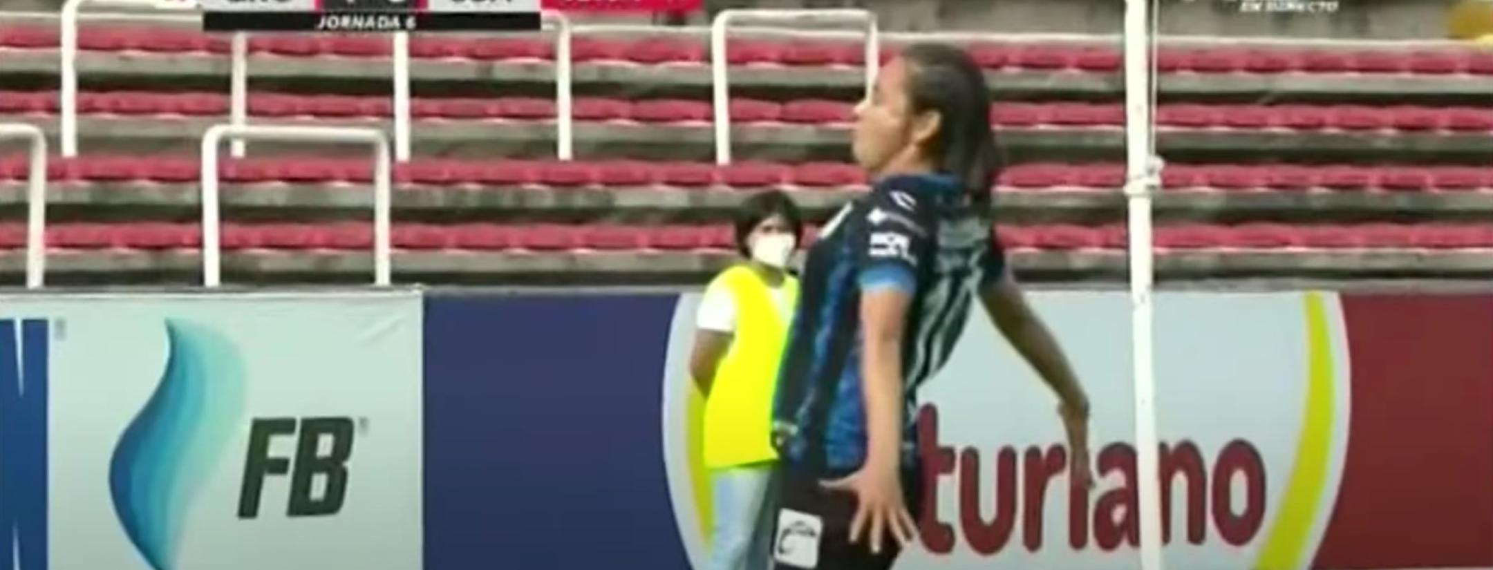 Gol de Jaquelin García vs Juárez