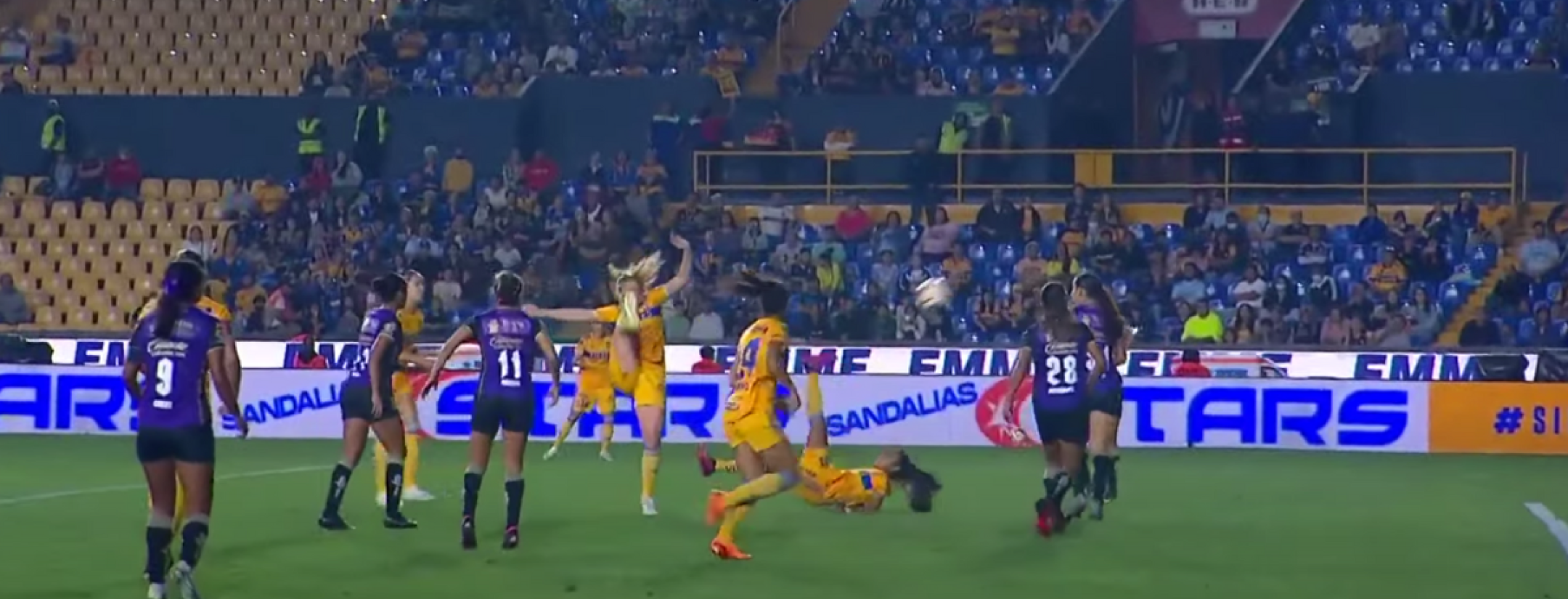 Deiry Ramírez bicycle kick