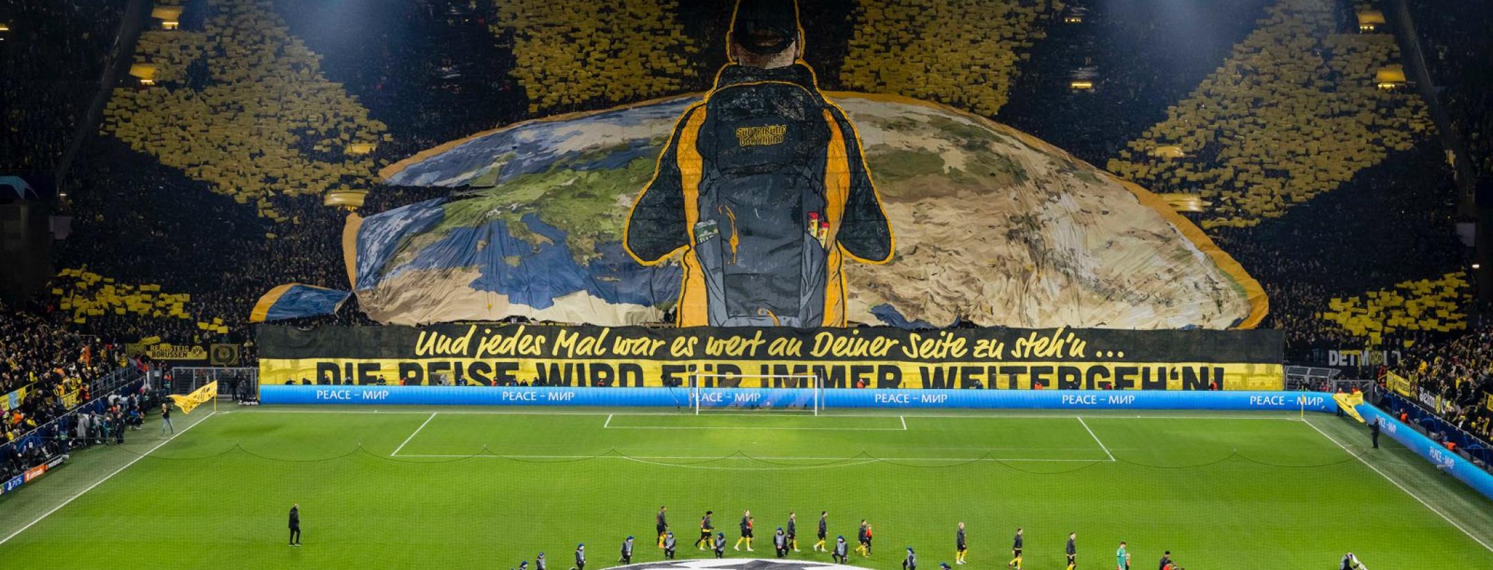 Dortmund Tifo vs Chelsea
