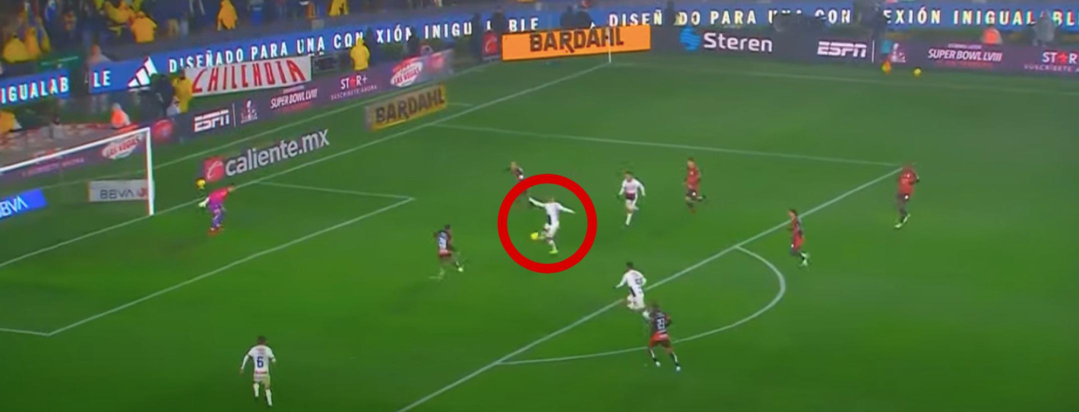 Cade Cowell miss vs. Tigres 