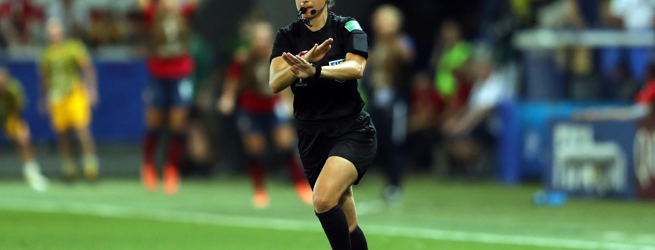 Árbitro Final Champions League Femenina