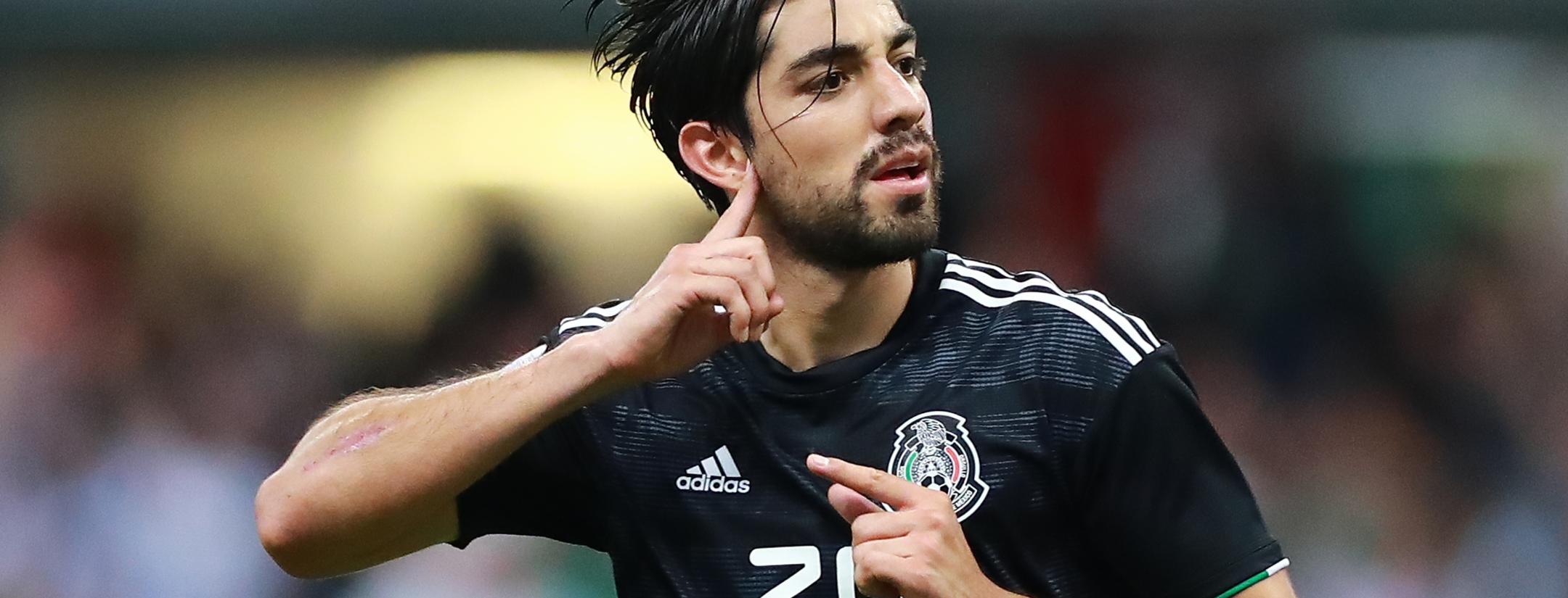 Rodolfo Pizarro Bud Light