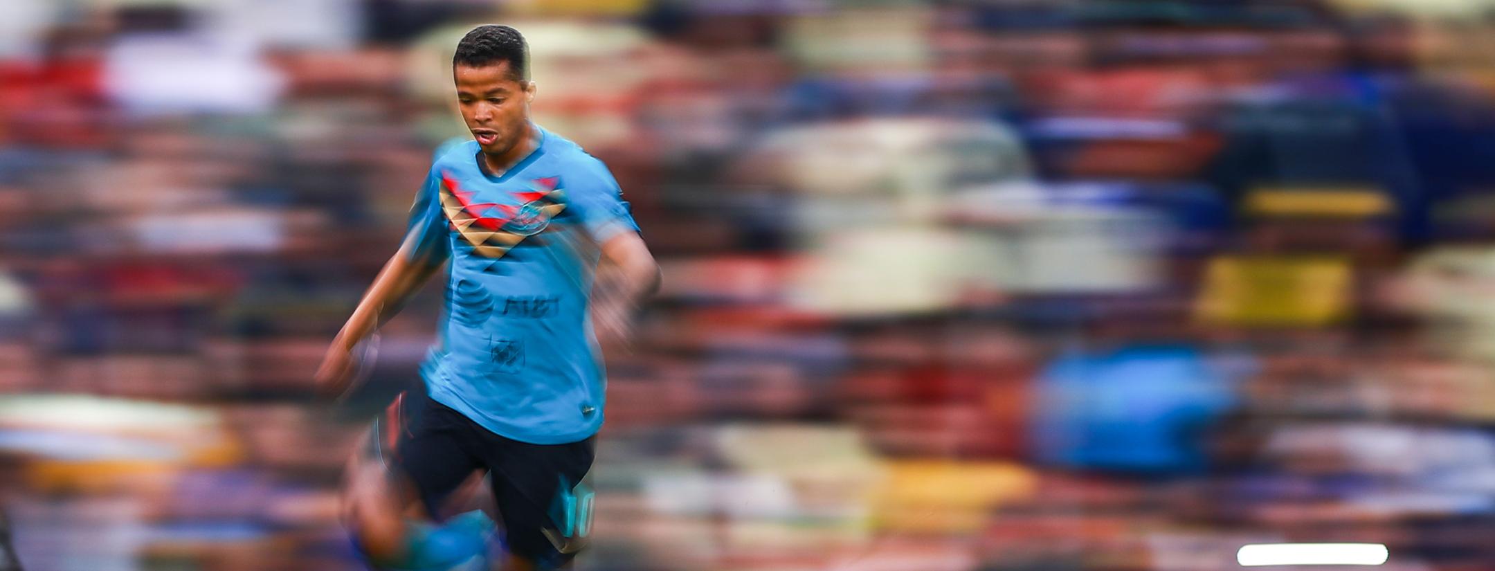 Is Giovani dos Santos still playing?