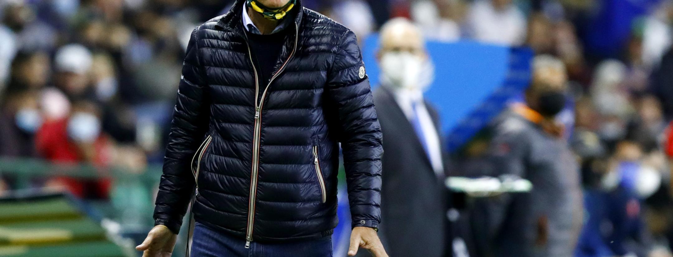 Quién es Ariel Holan