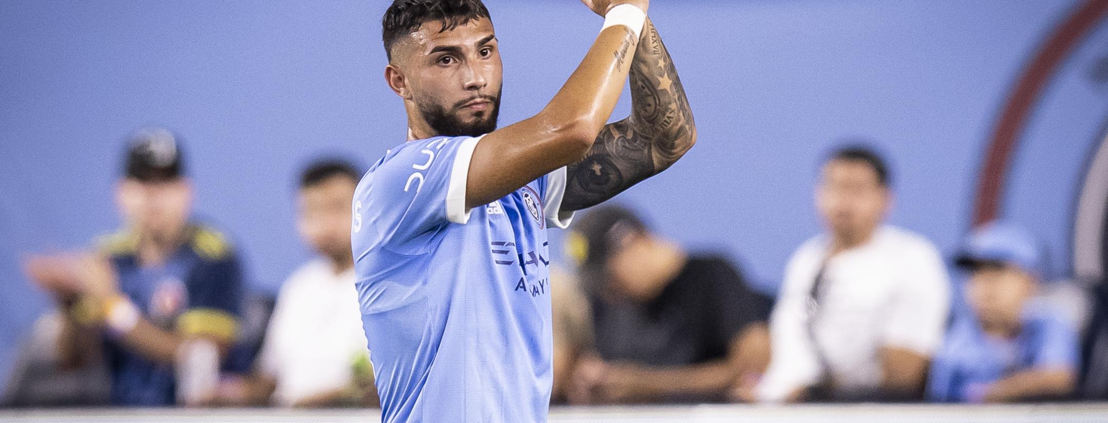 Taty Castellanos transfer