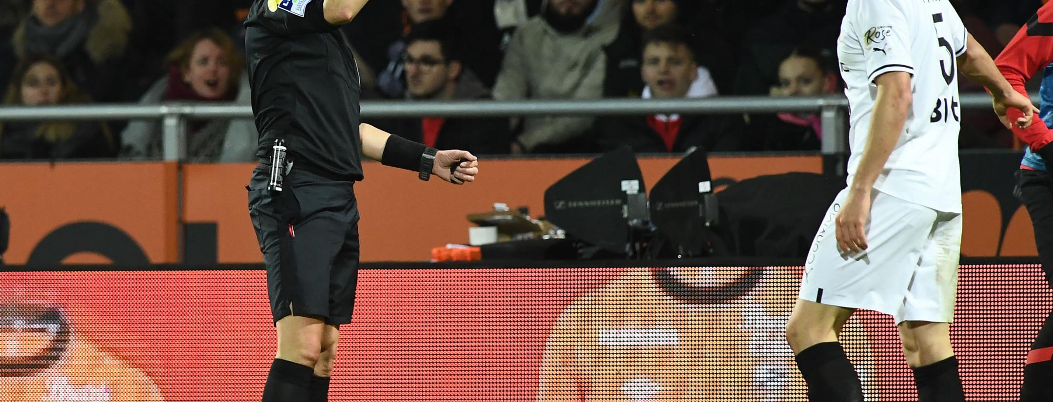 Must-see video of mic'd up referee from Ligue 1 reminds fans that officials are people too