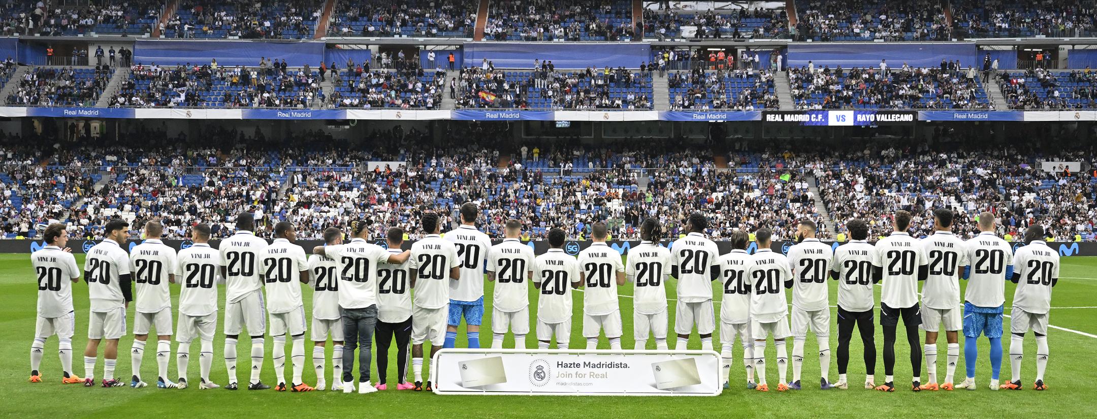 support to Vinícius jr