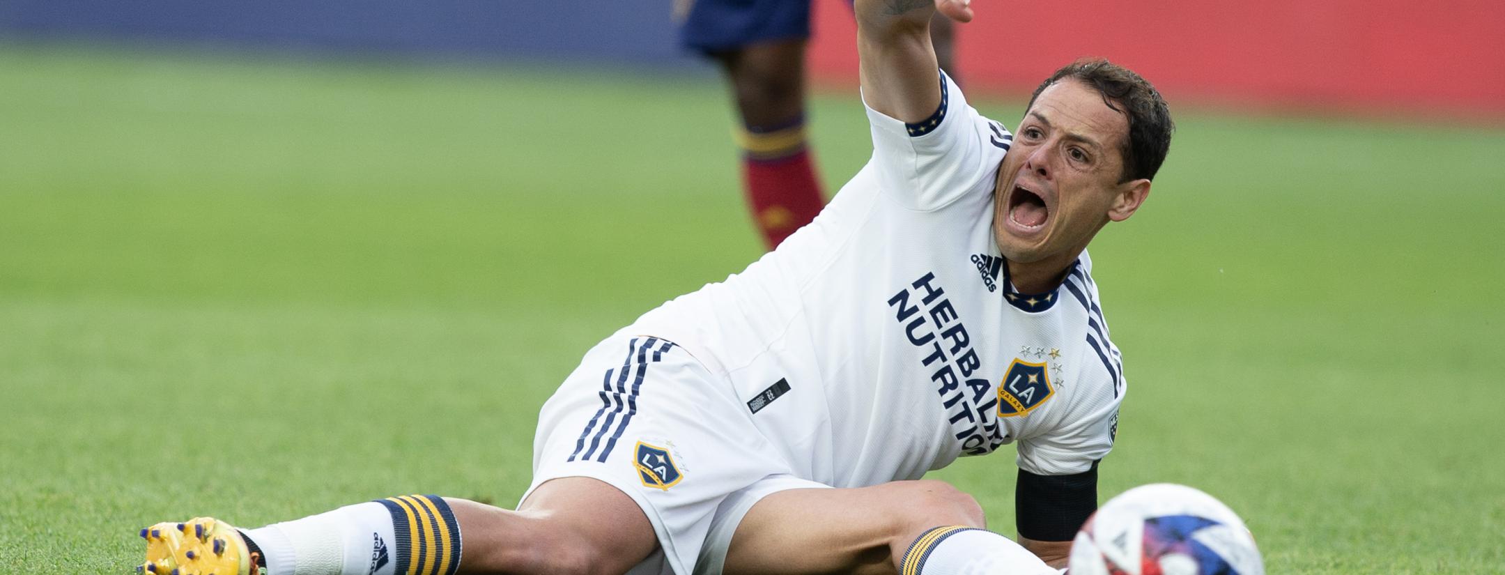 Lesión de Chicharito