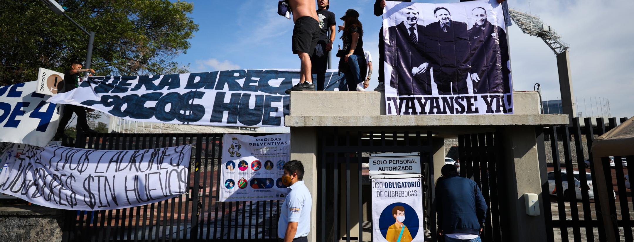 Protestas Aficionados de Pumas