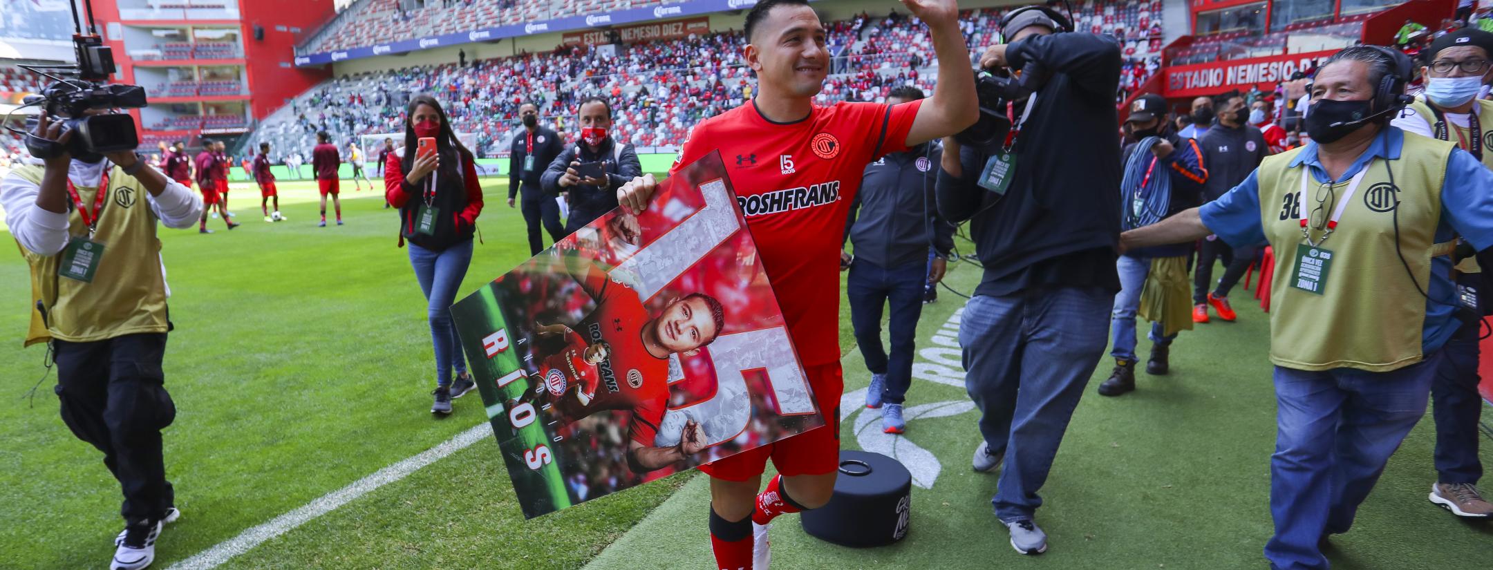 Antonio Ríos y La Familia Michoacana