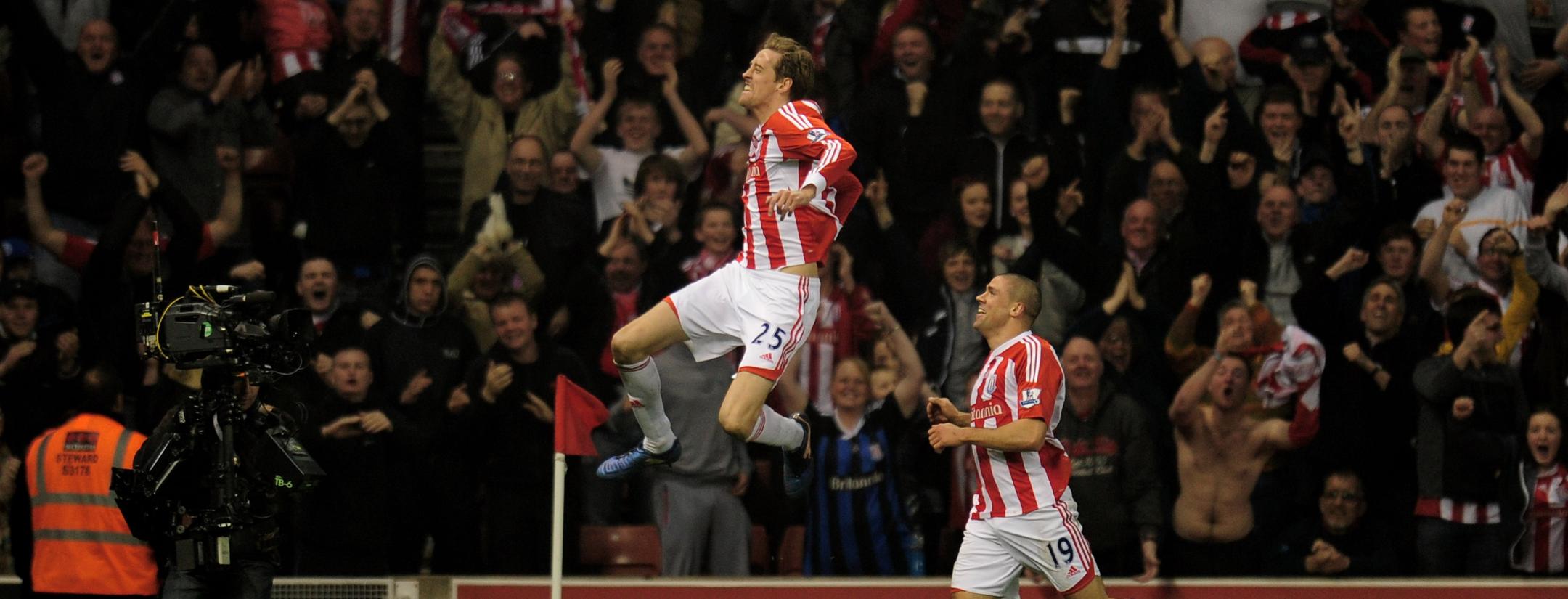 Peter Crouch goal vs Manchester City