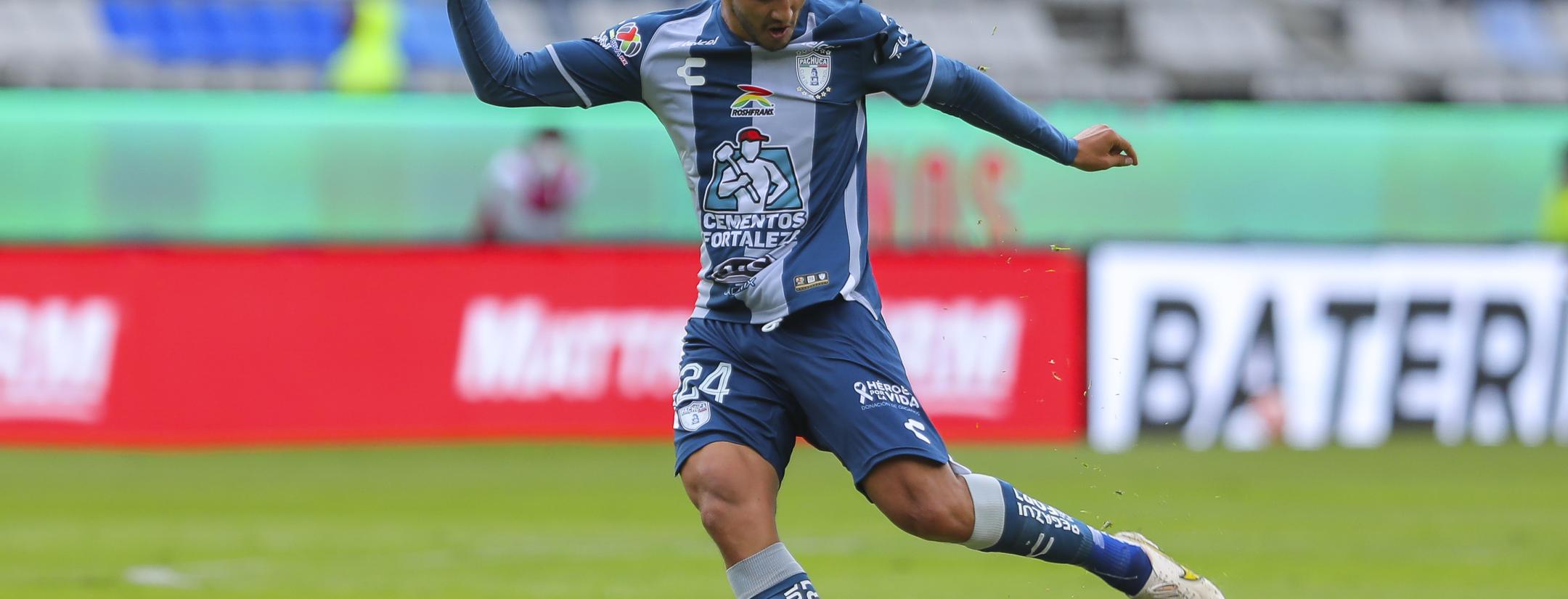 Goles de tiro libre de Luis Chávez