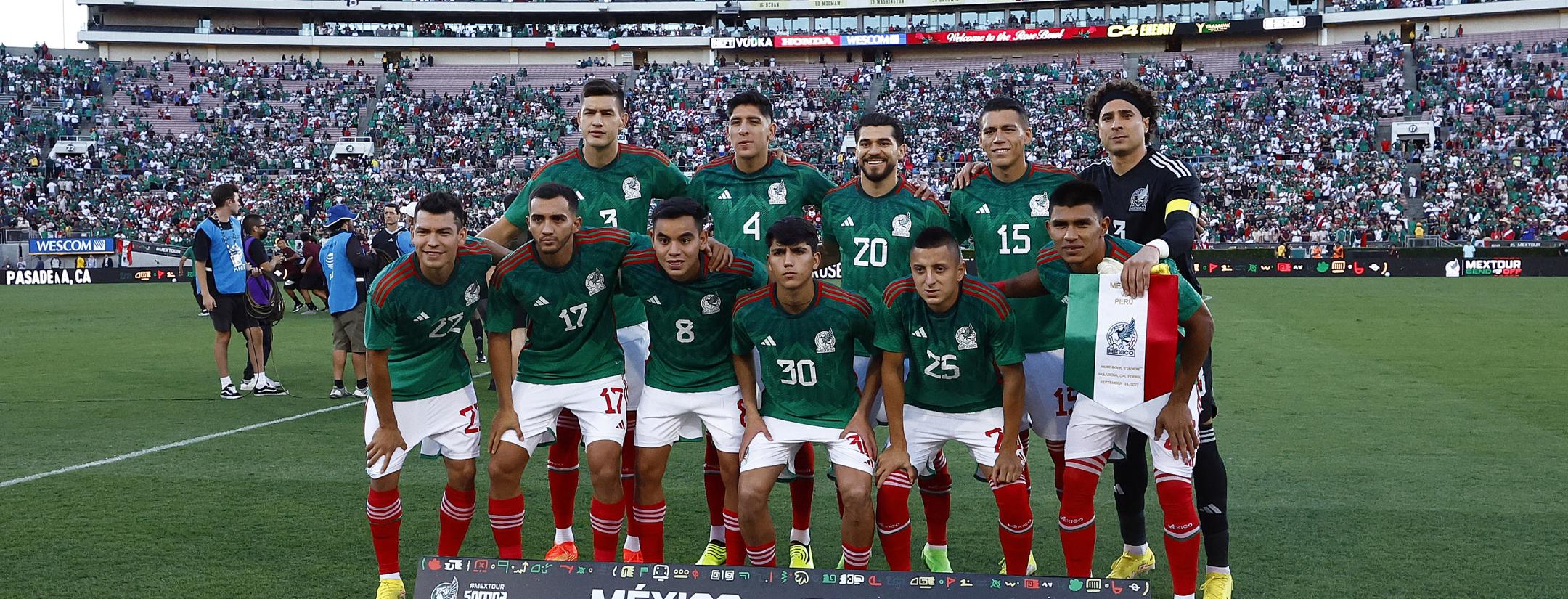 Bandera LGBT en el jersey de México