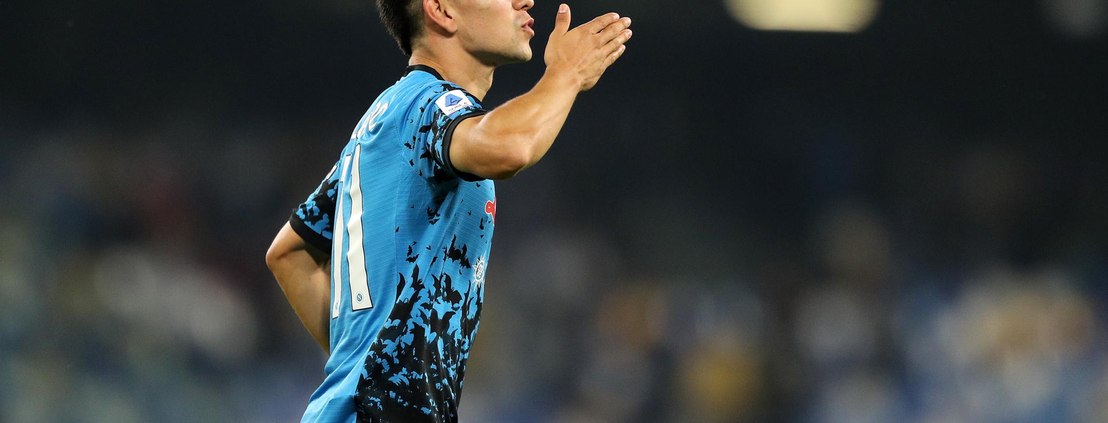 Gol de Chucky Lozano vs Bologna