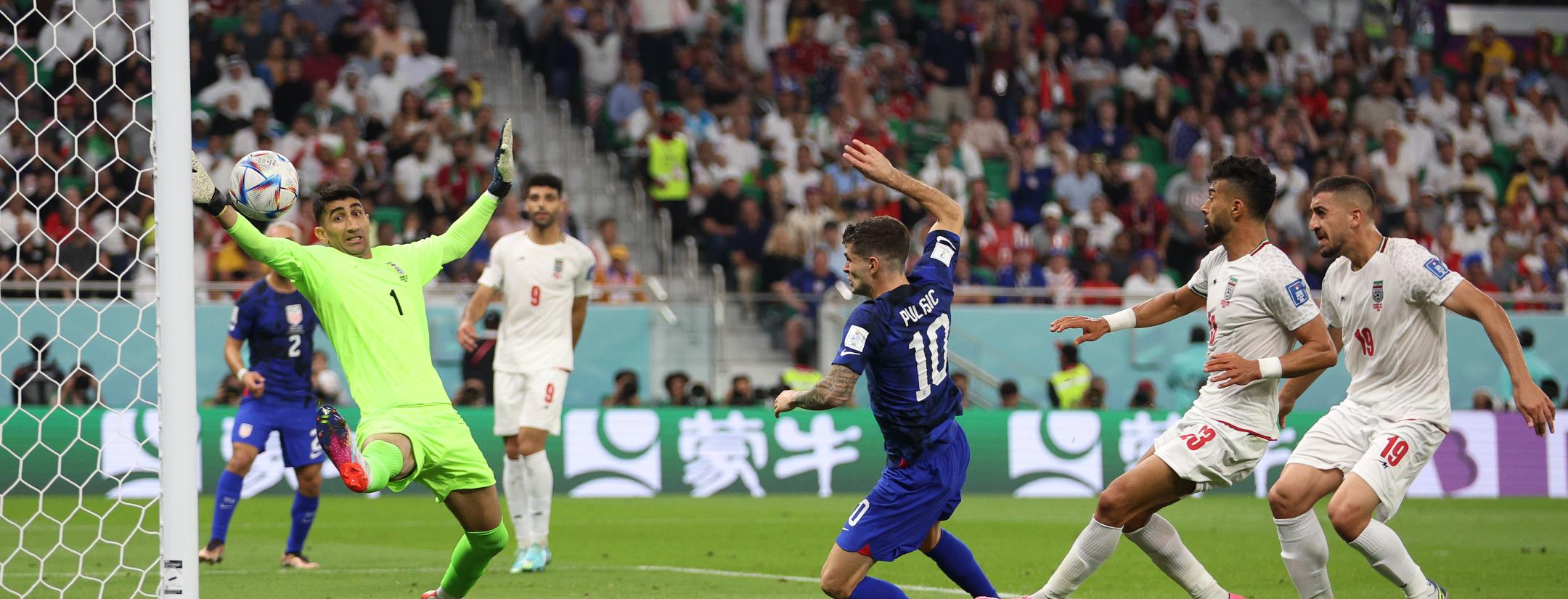 Who does the United States play in the knockout round?