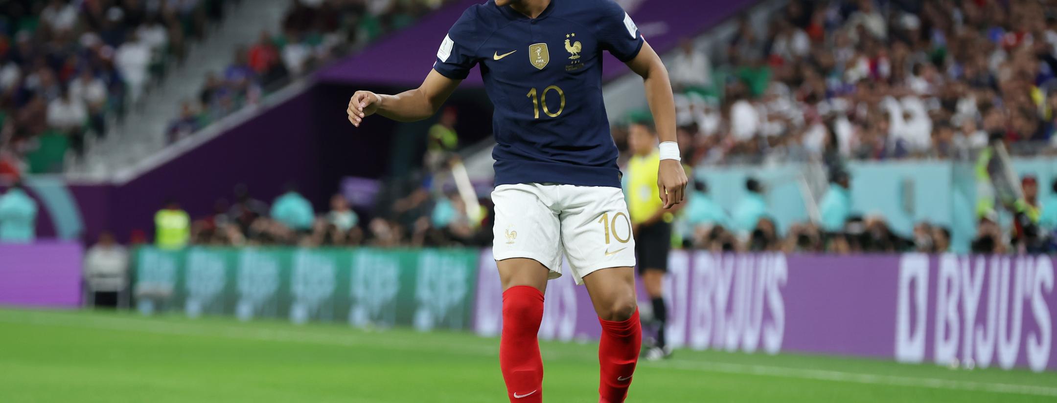 Kylian Mbappe vs Kyle Walker