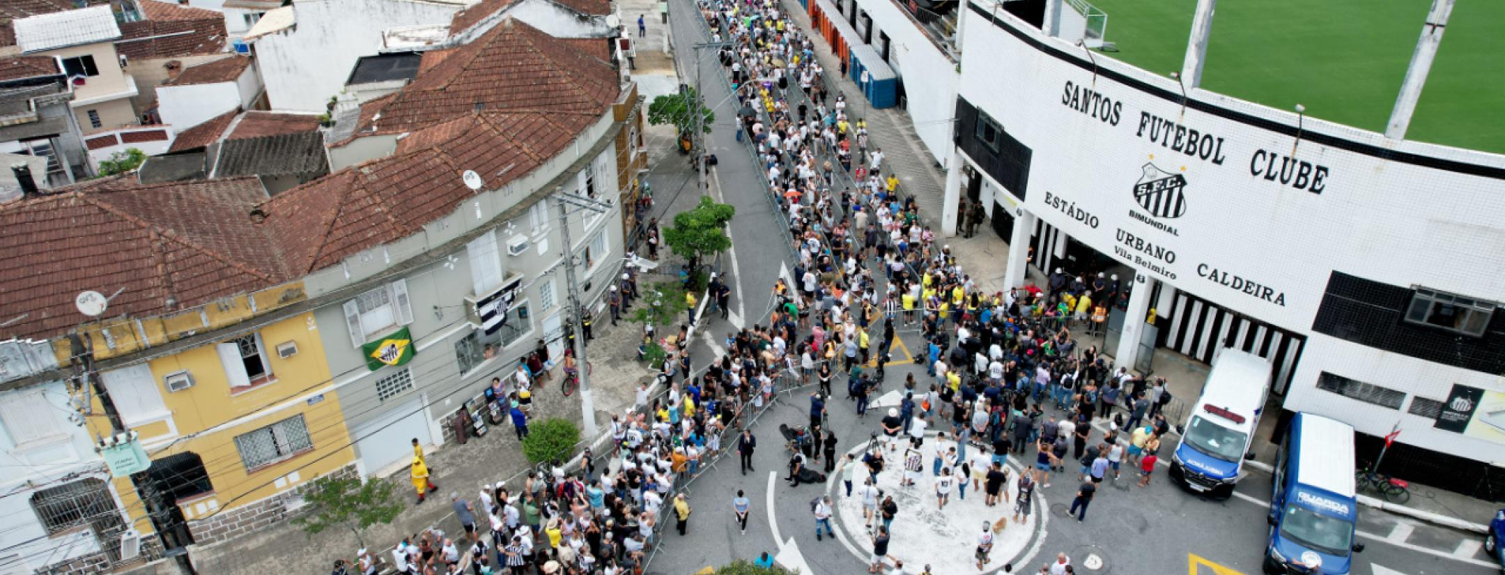 Pele 24-hour wake in Brazil