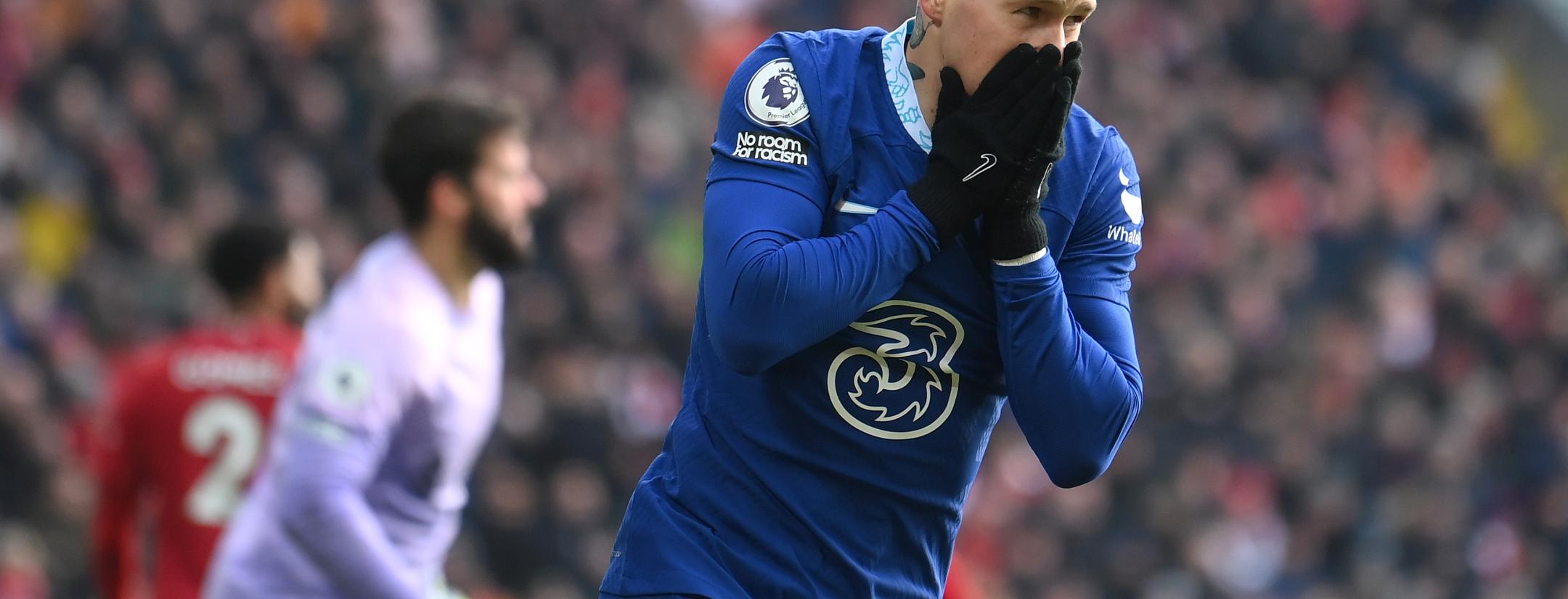 Mykhailo Mudryk chance vs. Liverpool