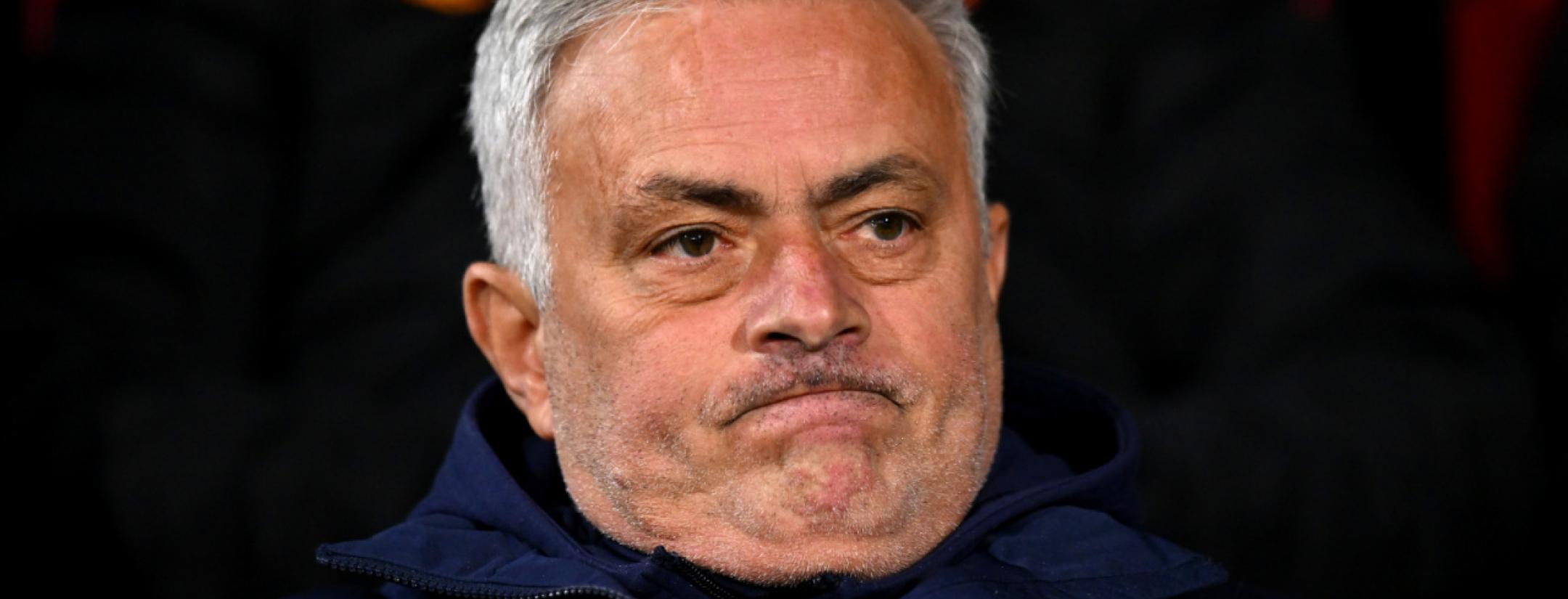 Jose Mourinho red card