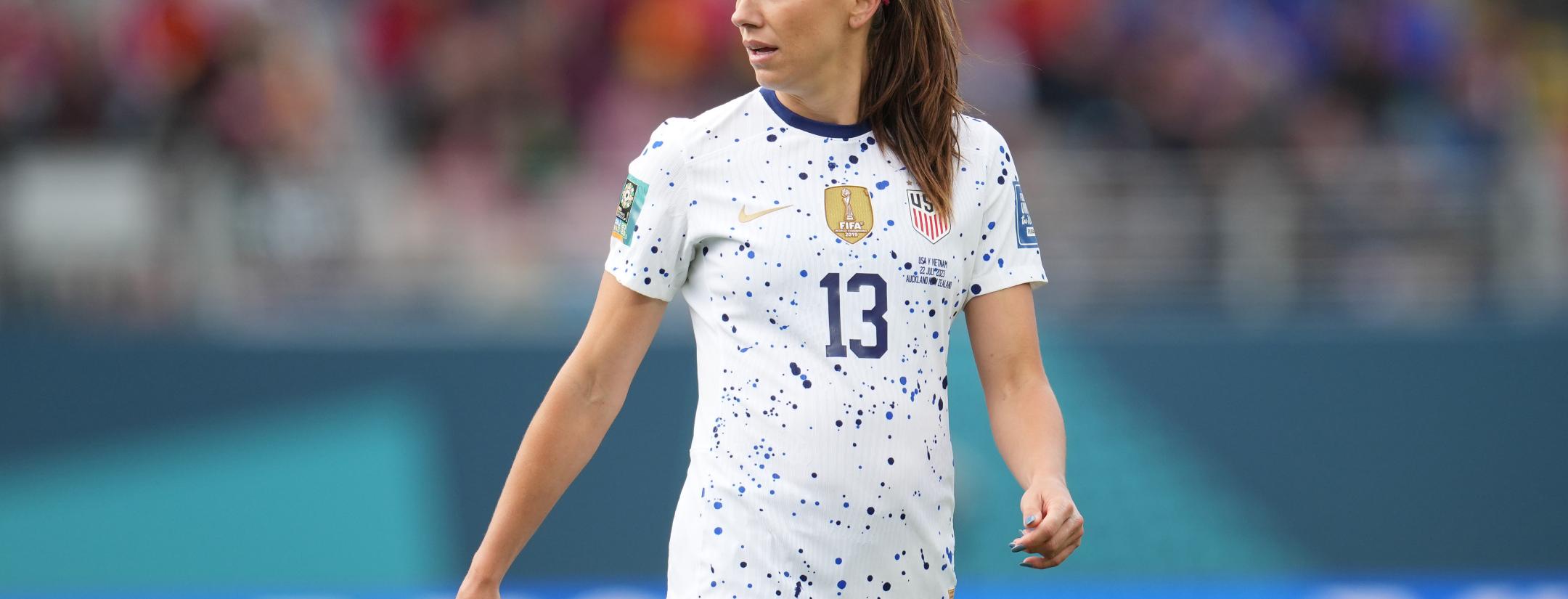 Alex Morgan assist vs Vietnam