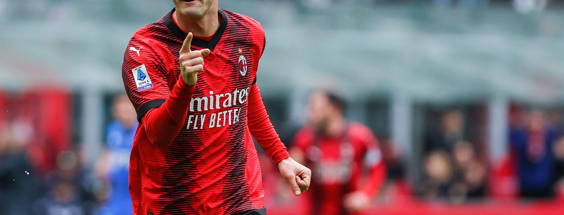 Christian Pulisic celebrates goal with AC Milan