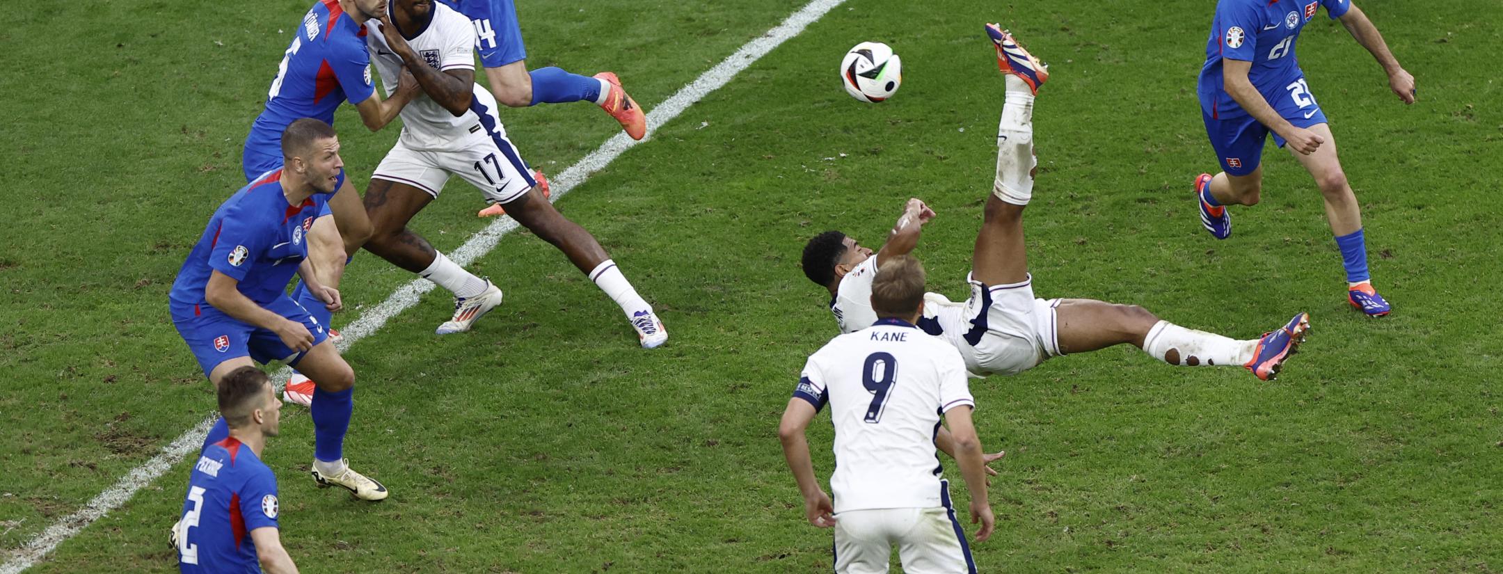 Jude Bellingham bicycle kick vs. Slovakia
