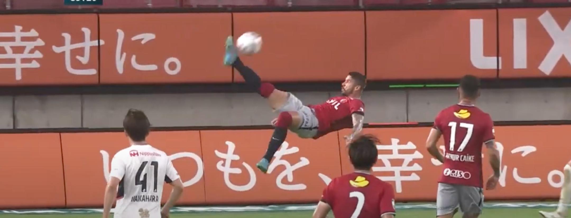 Gol de chilena de Everaldo